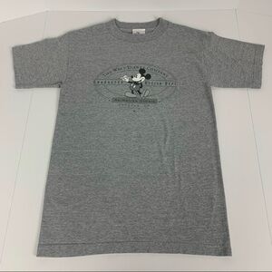 Vintage Mickey Mouse T-Shirt Walt Disney Animation Studio Gray Tee Size Small